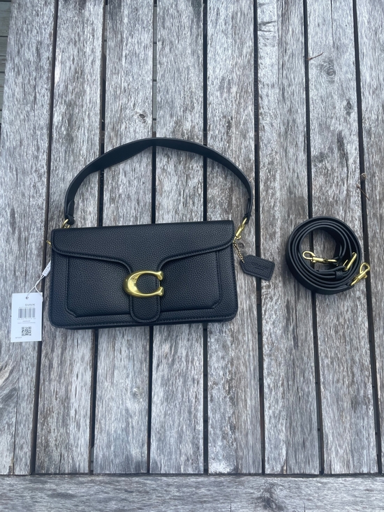 Coach Handbags - Coach Black Leather Shoulder Bag with Gold Hardware